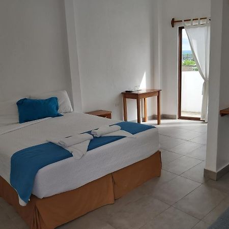 Hostel Galapagos Native Puerto Ayora  Exteriér fotografie